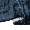 Luna Midnight, sötétkék selymes felületű, kézi csomózású prémium rojtos szőnyeg