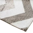 VENA Taupe, bézs és taupe chevron mintás szőnyeg szennytaszító bevonattal