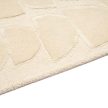 Desert Sand, világos bézs, tone in tone geometriai mintás, bársonyos felületű, kézi szövésű prémium szőnyeg 160x230 cm