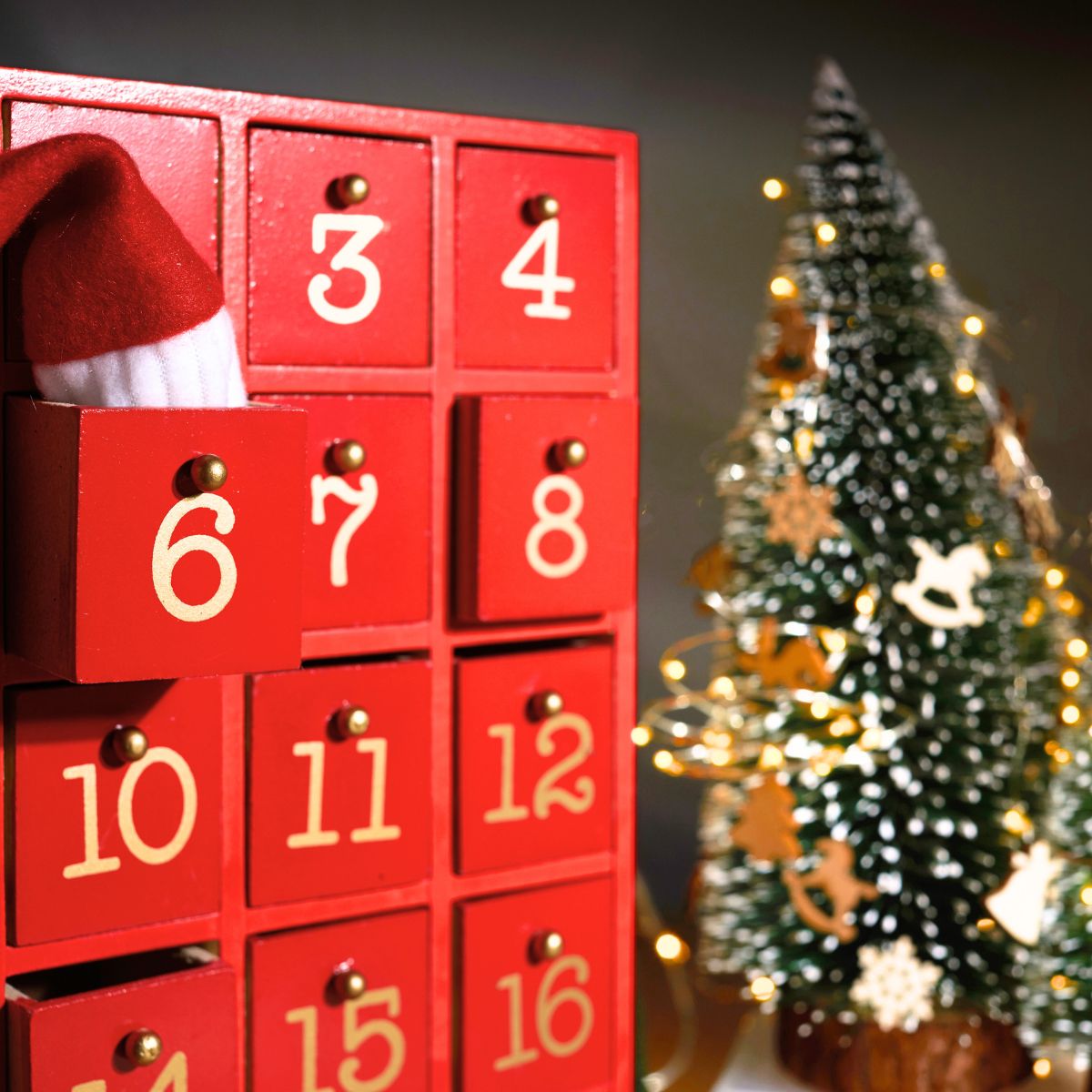 Meglepetés decemberben: adventi naptárral készülünk!